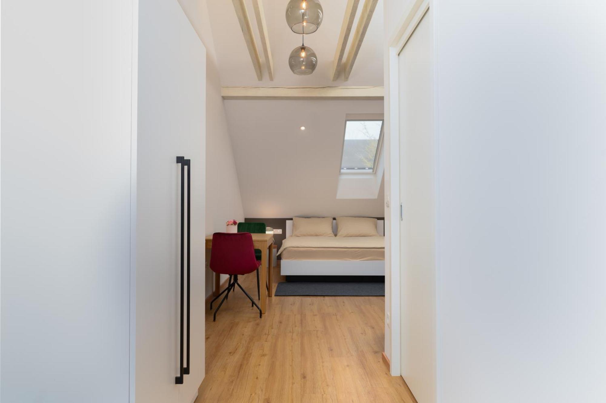 Lilija Apartments Trzin Exterior photo